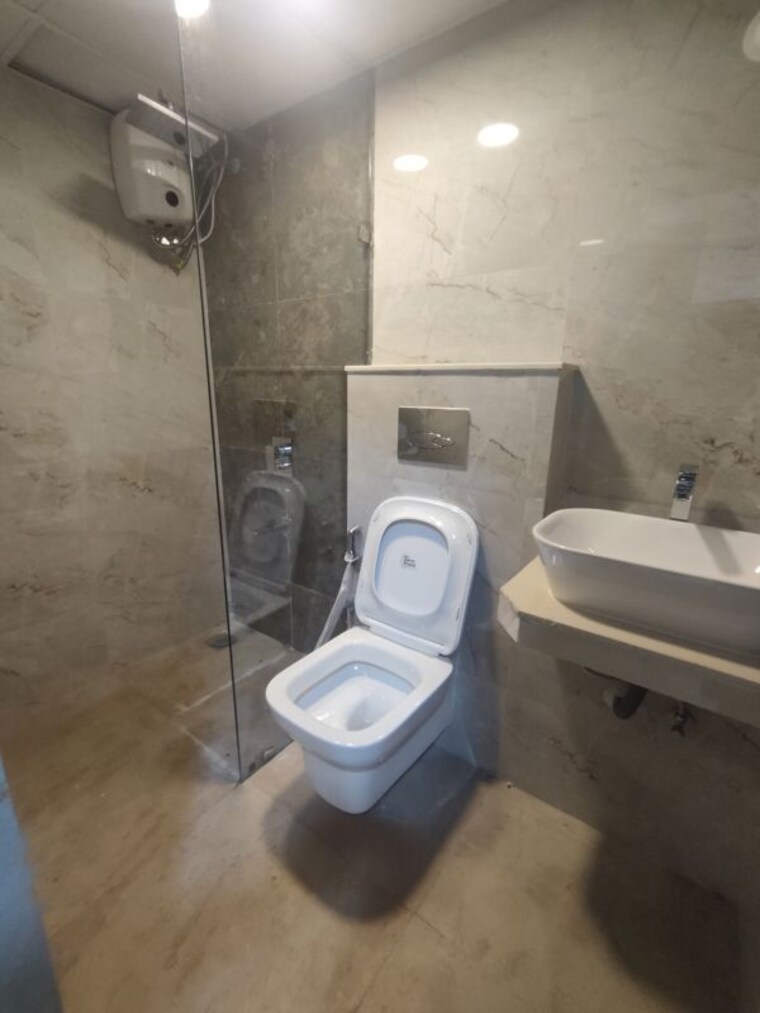 Bathroom, im-applaud-38 1 Bedroom 454 Sq.Ft. Apartment In Goregaon East Mumbai 10212888