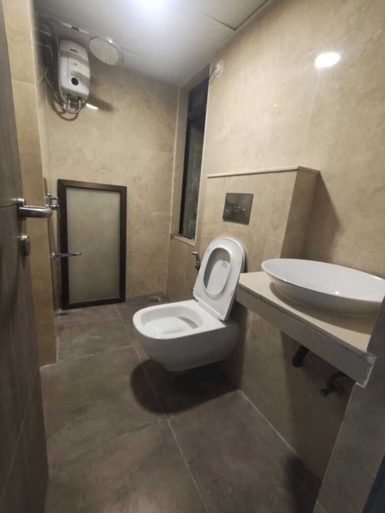 Bathroom, im-applaud-38 2 Bedroom 750 Sq.Ft. Apartment In Goregaon East Mumbai 10212890