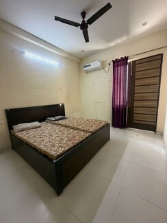 2 BHK Builder Floor For Rent in Sector 15 II