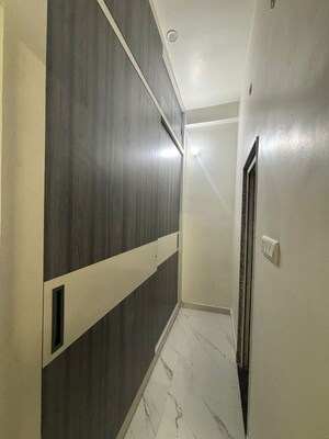 Furnished Amenities in 3.5 BHK Apartment at Rishita Manhattan, Gomti Nagar – for Rent