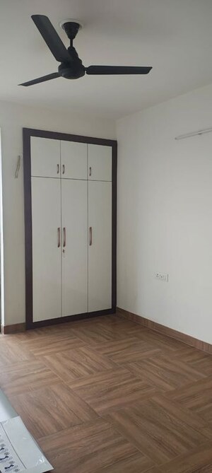 Room in 2 BHK Apartment at Urban Axis Urban Woods, Sushant Golf City – for Rent