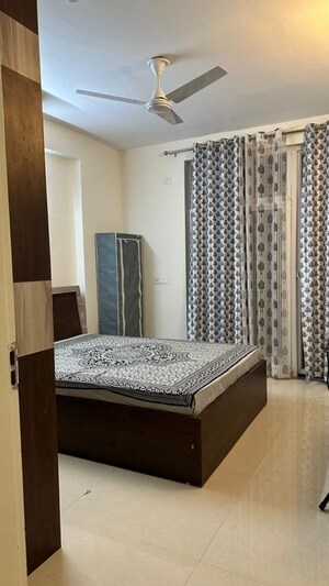 Bedroom in 3 BHK Apartment at Omaxe The Palace, Gomti Nagar – for Rent