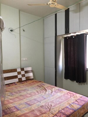 Bedroom in 2 BHK Apartment at Wadgaon Sheri – for Rent