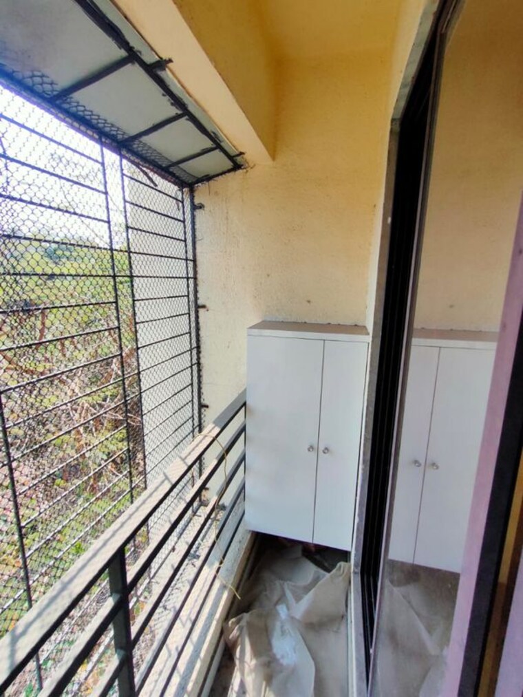 Balcony, dombivli east 1 Bedroom 450 Sq.Ft. Apartment In Dombivli East Thane 10212979