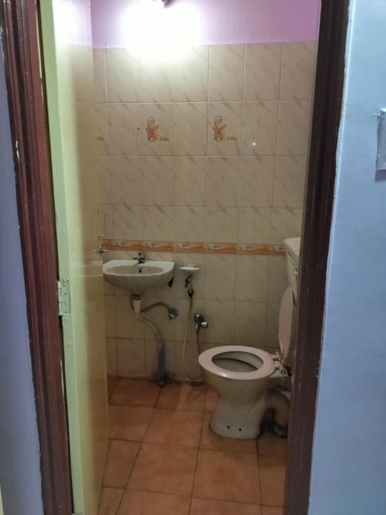 Bathroom, wadgaon sheri 1 RK 400 Sq.Ft. Apartment In Wadgaon Sheri Pune 10212981