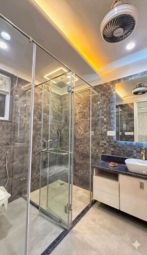 Bathroom in 4 BHK Villa at Mansarovar Extension – for Sale