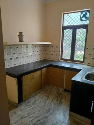 Kitchen in 2 BHK Builder Floor at Sector 29 – for Rent