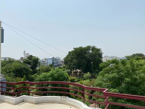 5 BHK Villa – Garden View at Gomti Nagar - for Rent