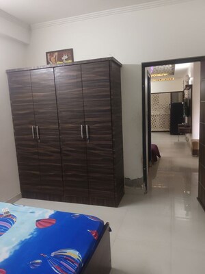 Room in 3 BHK Apartment at Karolan Ka Barh – for Rent