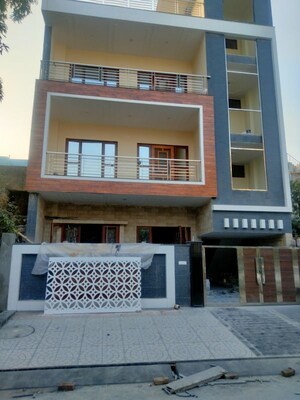 4 BHK Builder Floor – Exterior View View at Rajendra Nagar Sector 5 - for Rent