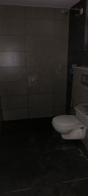 3 BHK Villa For Sale in Raheja Vedaanta, Sector 108