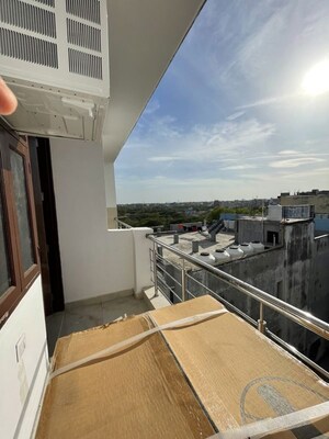 Balcony in 1 BHK Builder Floor at Saket – for Rent