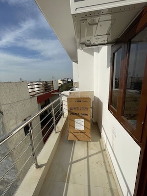 Kitchen in 1 BHK Builder Floor at Saket – for Rent