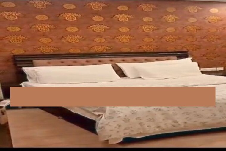 Room, greater kailash ii 4 Bedroom 300 Sq.Yd. Builder Floor In Greater Kailash ii Delhi 10209613