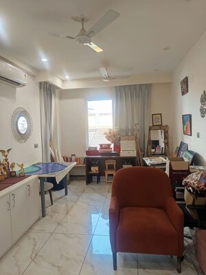 4 BHK Apartment For Sale in DLF The Summit, Dlf Phase V