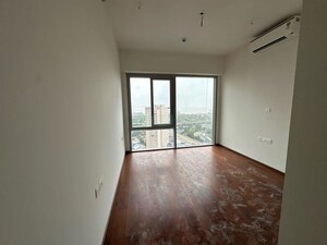 2 BHK Apartment For Rent in Piramal Aranya, Byculla