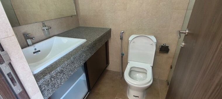 Bathroom, kalpataru-magnus 3 Bedroom 1200 Sq.Ft. Apartment In Bandra East Mumbai 10213106
