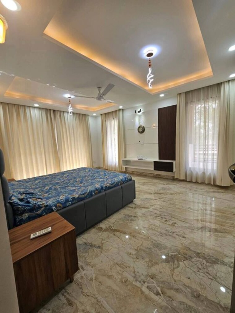 Bedroom, smart-world-orchard 3 Bedroom 1680 Sq.Ft. Apartment In Sector 61 Gurgaon 10213124