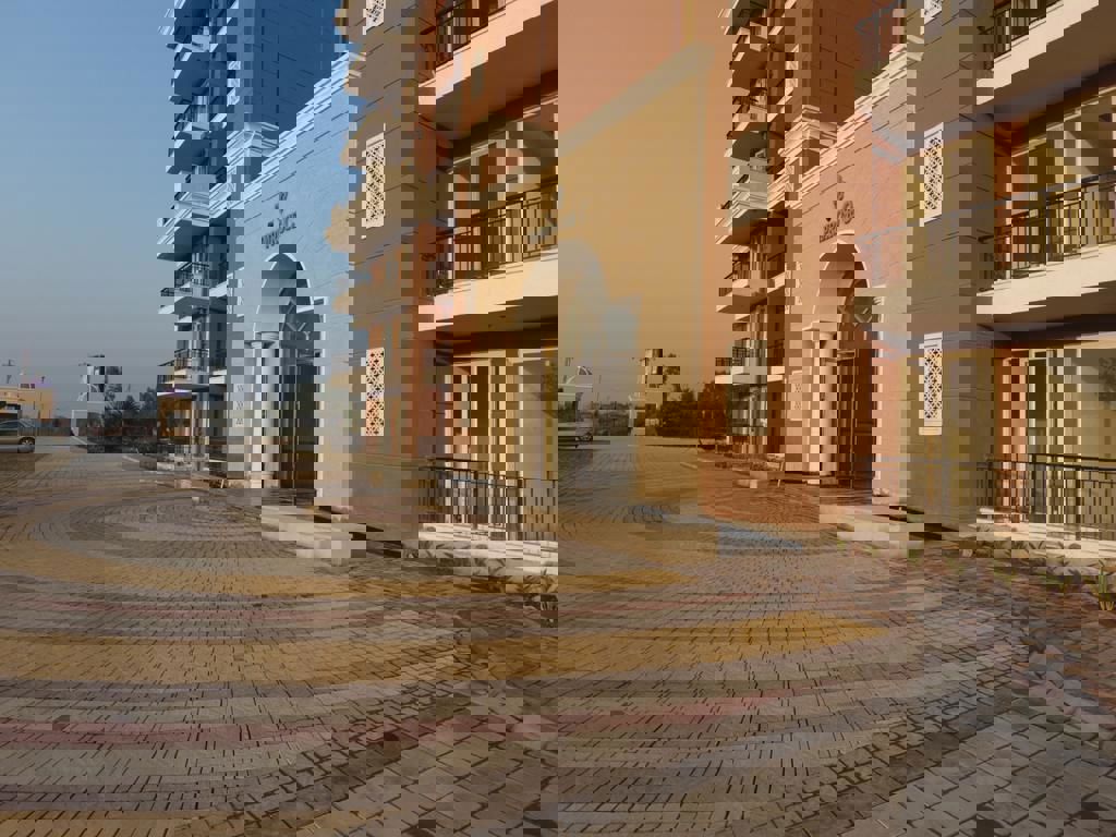 2 BHK 1330 Sq.Ft. Apartment in Ambika Florence Park