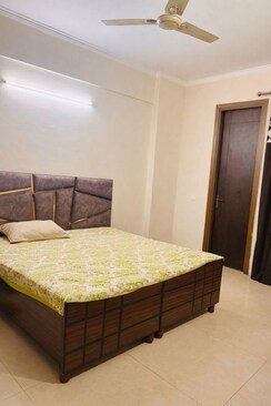 4 BHK + Pooja Room Apartment For Rent in Affinity Greens