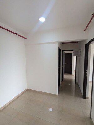 Room in 2 BHK Apartment at Mahindra Alcove, Chandivali – for Rent