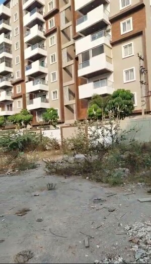  Plot For Sale in Manchirevula