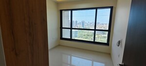 Room in 3 BHK Apartment at Kalpataru Magnus, Bandra East – for Rent