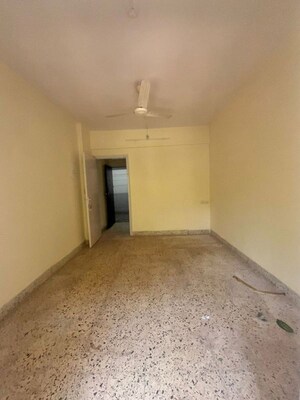 1 BHK Apartment For Rent in Andheri West
