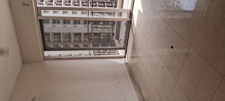 Balcony, signature-global-proxima-phase-2 2 Bedroom 665 Sq.Ft. Apartment In Sector 89 Gurgaon 10213242