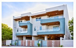 6+ BHK + Pooja Room,Servant Room,Study Room,Extra Room Independent House For Sale in Mansarovar Extension