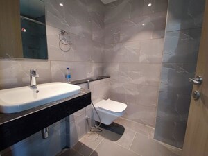 Bathroom in 3 BHK Apartment at Raheja Imperia, Worli – for Rent