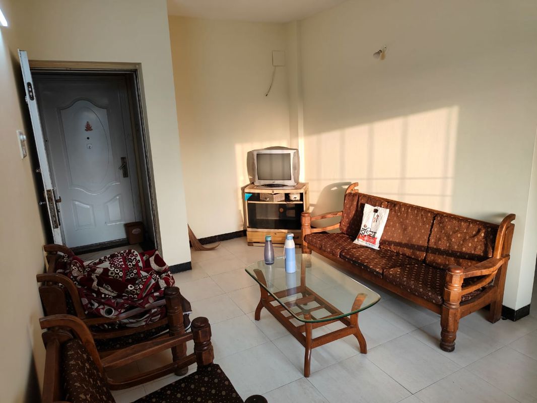 1 BHK Apartment For Rent in Pentagon Fortune East
