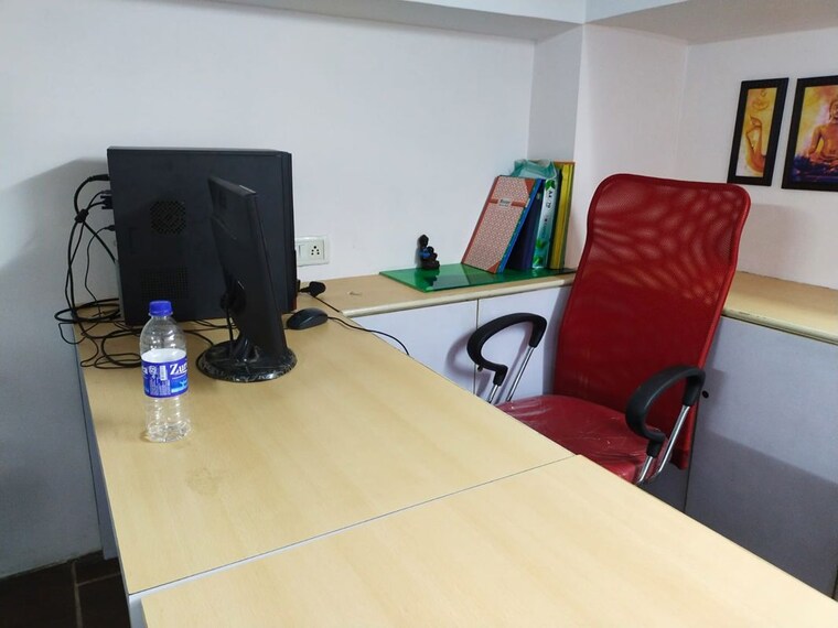 Team Area, om-heera-panna-mall Commercial Office Space 500 Sq.Ft. In Andheri West Mumbai 10213258