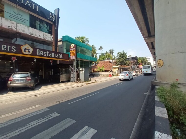 Exterior View, tripunithura Commercial Showroom 4200 Sq.Ft. In Tripunithura Kochi 10196615