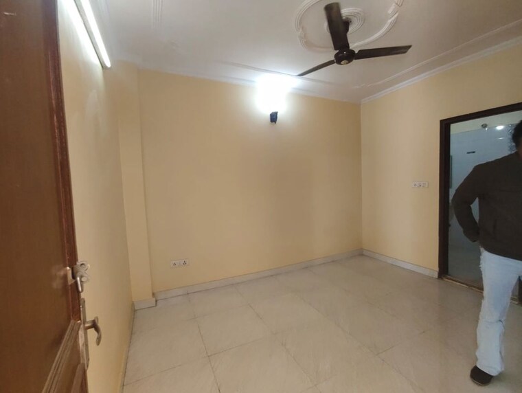 Room, maidan garhi 3 Bedroom 1250 Sq.Ft. Apartment In Maidan Garhi Delhi 10213306