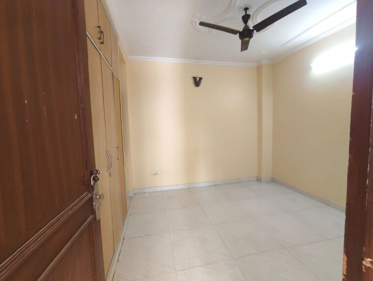 Bathroom, maidan garhi 3 Bedroom 1250 Sq.Ft. Apartment In Maidan Garhi Delhi 10213306