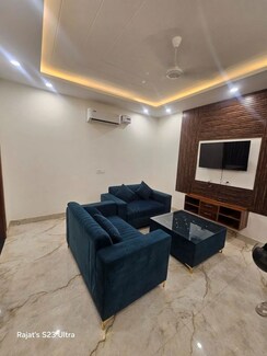 2 BHK + Pooja Room Apartment For Sale in Signature Global Prime