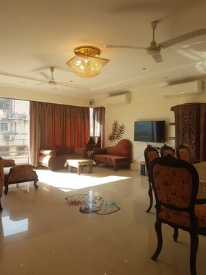 4 BHK Apartment For Rent in Oberoi Crest, Khar West