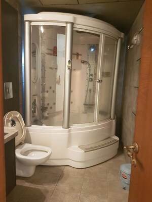 Attached Bathroom in 4 BHK Apartment at Oberoi Crest, Khar West – for Rent