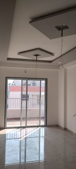 2 BHK + Extra Room Apartment For Rent in Mahindra Centralis Tower 1