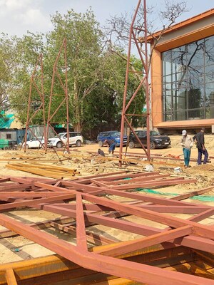  Shop – Exterior View View at Sector 27a - for Sale