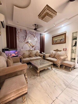 2 BHK Builder Floor For Sale in Tilak Nagar