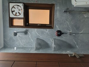 Furnished Amenities in 2 BHK Builder Floor at Saket – for Rent