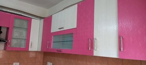 Room in 2 BHK Apartment at UPAEVP Mandakini Enclave, Raebareli Road – for Rent
