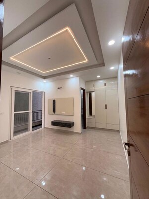 Room in 3 BHK Builder Floor at Fateh Nagar – for Sale