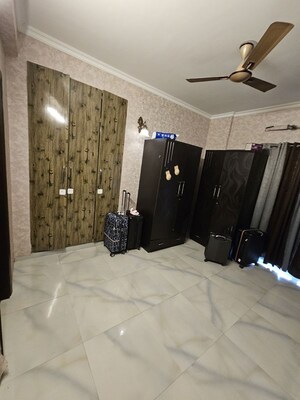 Master Bedroom in 3.5 BHK Apartment at Purvanchal Kings Court, Gomti Nagar – for Rent