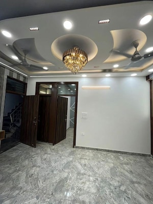 Bedroom in 3.5 BHK Builder Floor at Govindpuram Residency, Govindpuram – for Sale