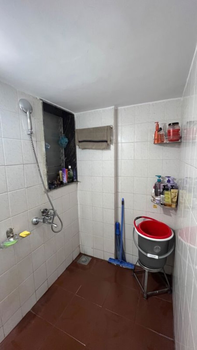 Bathroom, daffodil-chs-kandivali 1 Bedroom 550 Sq.Ft. Apartment In Kandivali East Mumbai 10213510