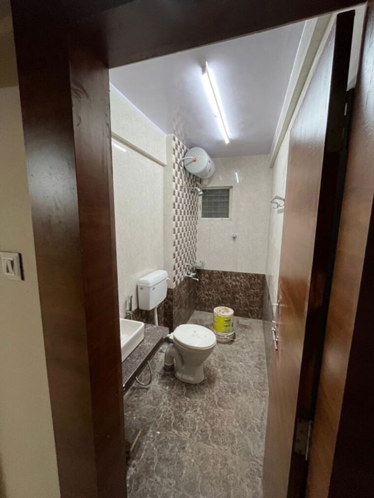 Bathroom, naiknavare-imperial-residence 2 Bedroom 1050 Sq.Ft. Apartment In Kalyani Nagar Pune 10213565