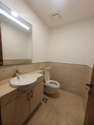 Washroom in 4 BHK Apartment at M3M Golf Estate Fairway West, Sector 65 – for Sale
